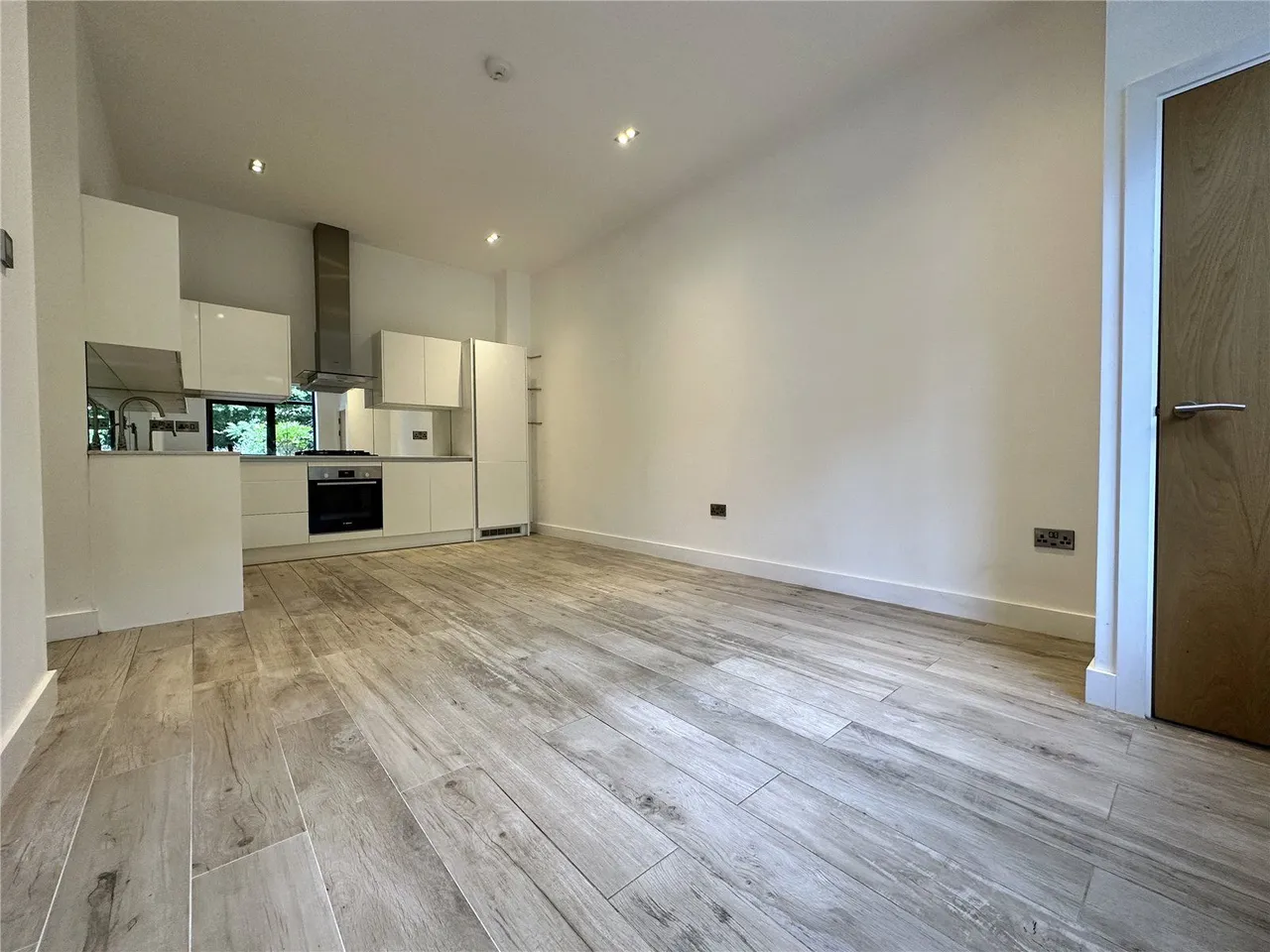 Allerton Park, Leeds, LS7, photo 2