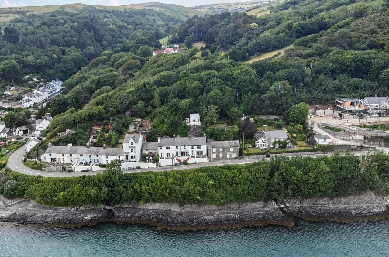 Penhelyg Road, Aberdovey, photo 46