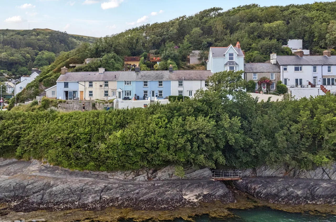 Penhelyg Road, Aberdovey, photo 36