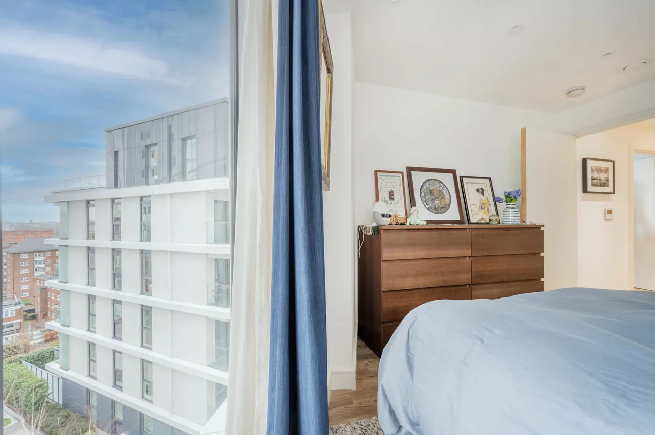 Flat 31, Brent House, Nine Elms Point, 50 Wandsworth Road, London, photo 10