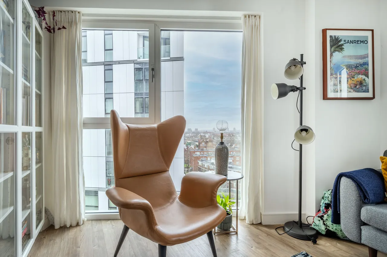 Flat 31, Brent House, Nine Elms Point, 50 Wandsworth Road, London, photo 8