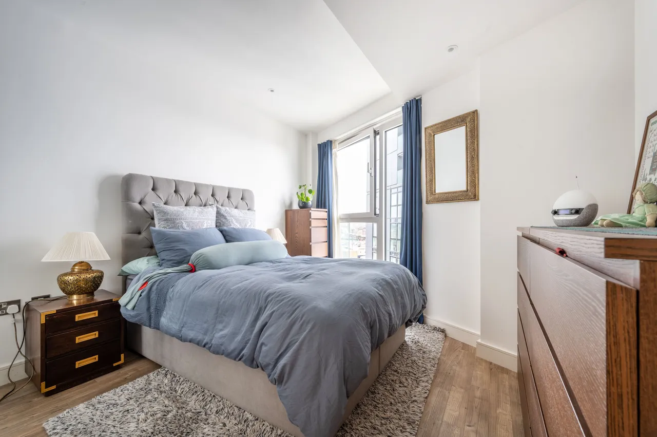 Flat 31, Brent House, Nine Elms Point, 50 Wandsworth Road, London, photo 9