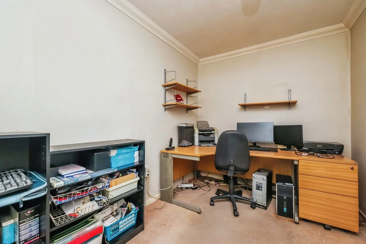 Walk Mill Drive, Hucknall, NG15, photo 18