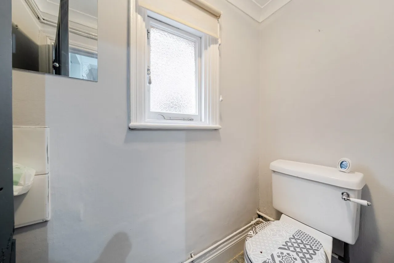 Penerley Road, London, SE6, photo 19