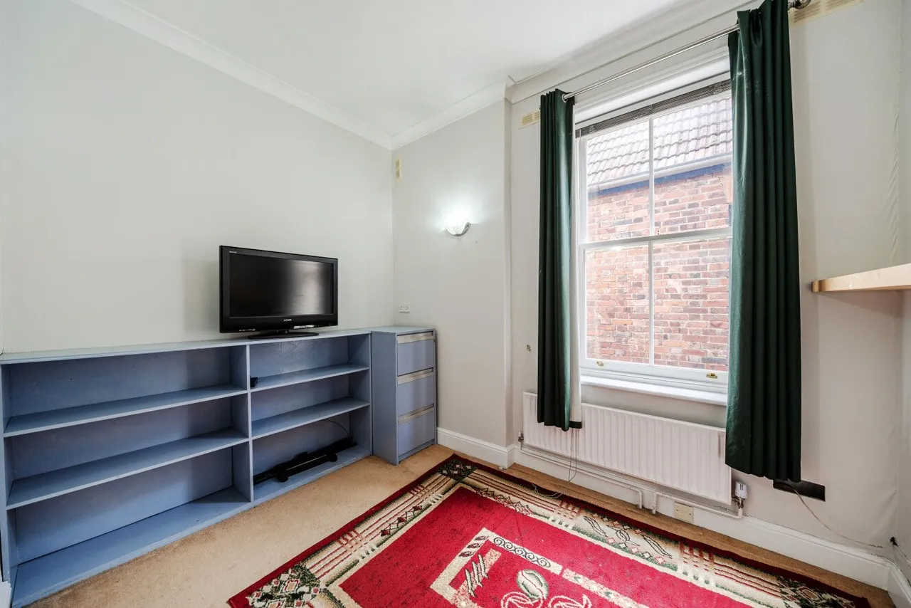 Penerley Road, London, SE6, photo 25