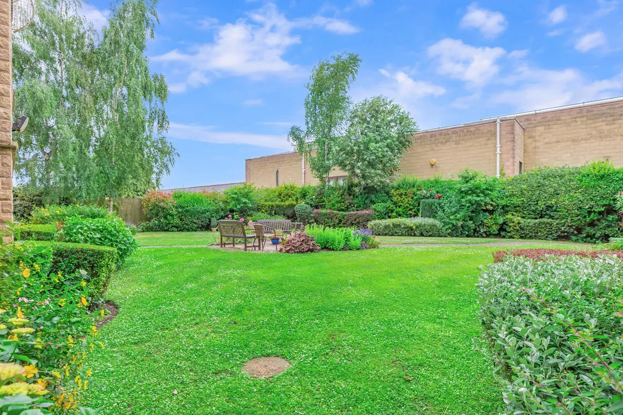 Springs Lane, Ilkley, LS29, photo 17