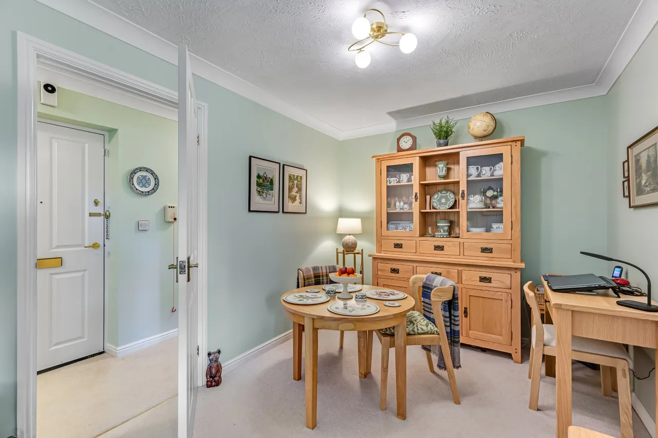Springs Lane, Ilkley, LS29, photo 4