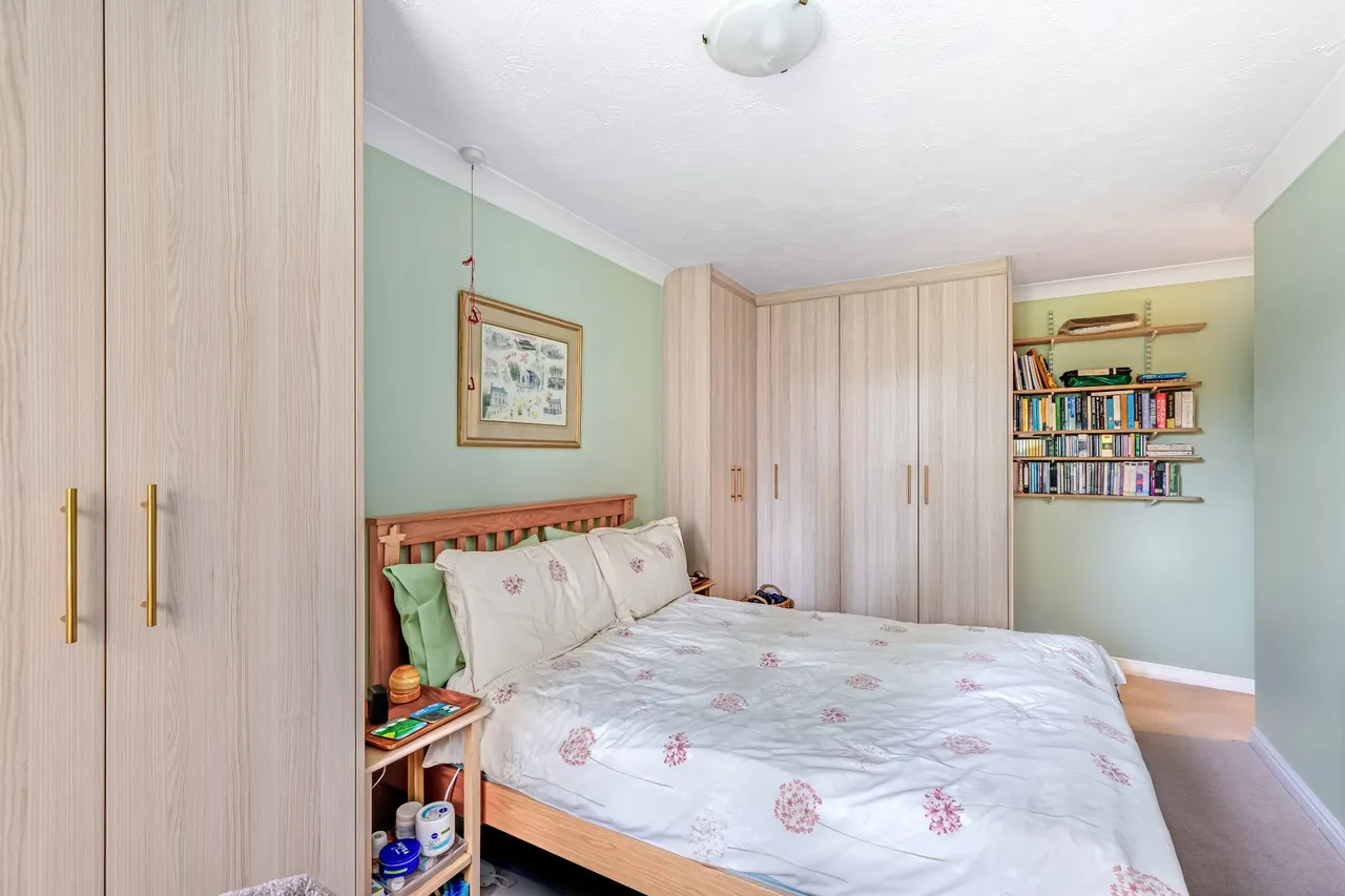 Springs Lane, Ilkley, LS29, photo 12
