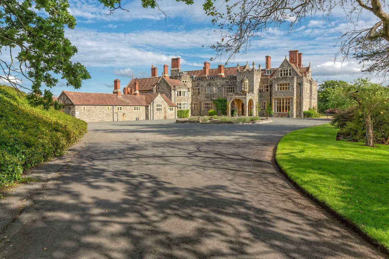 Whitney-on-Wye, Hereford, HR3, photo 3