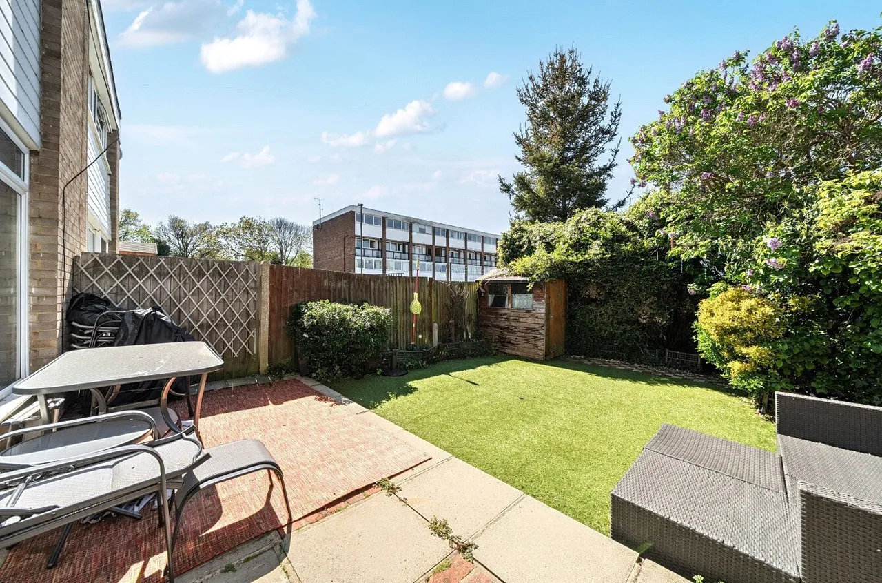 Fox Close, Orpington, BR6, photo 12