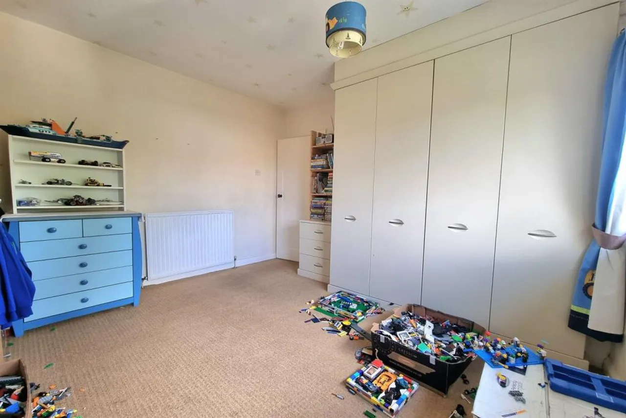 Peover Avenue, Sale, photo 13
