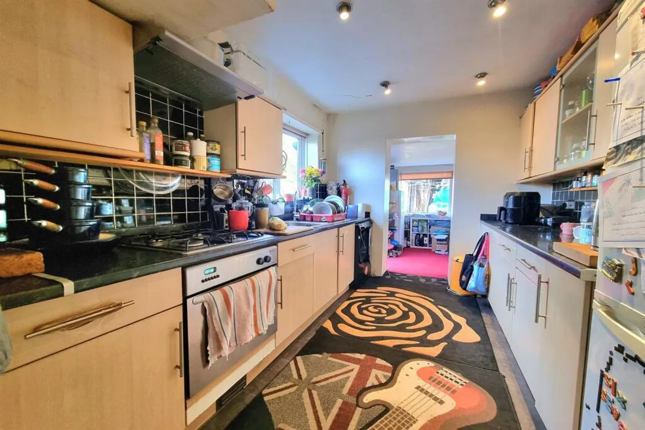 Peover Avenue, Sale, photo 8