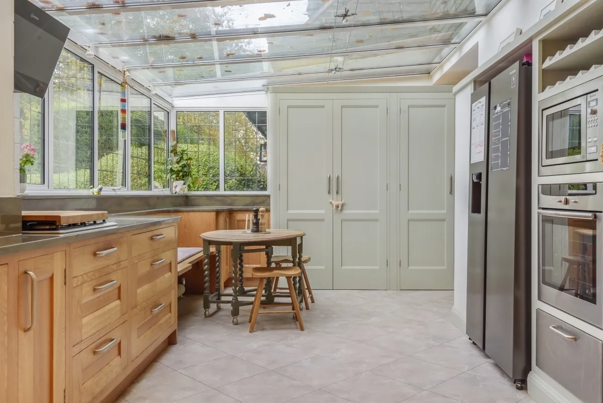 Croft Road Woldingham CR3, photo 6