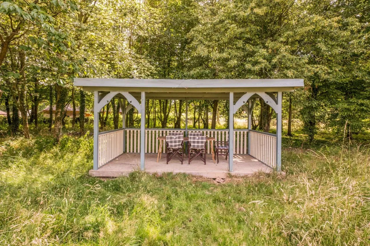Smarden, Ashford, Kent, TN27 8NJ, photo 4