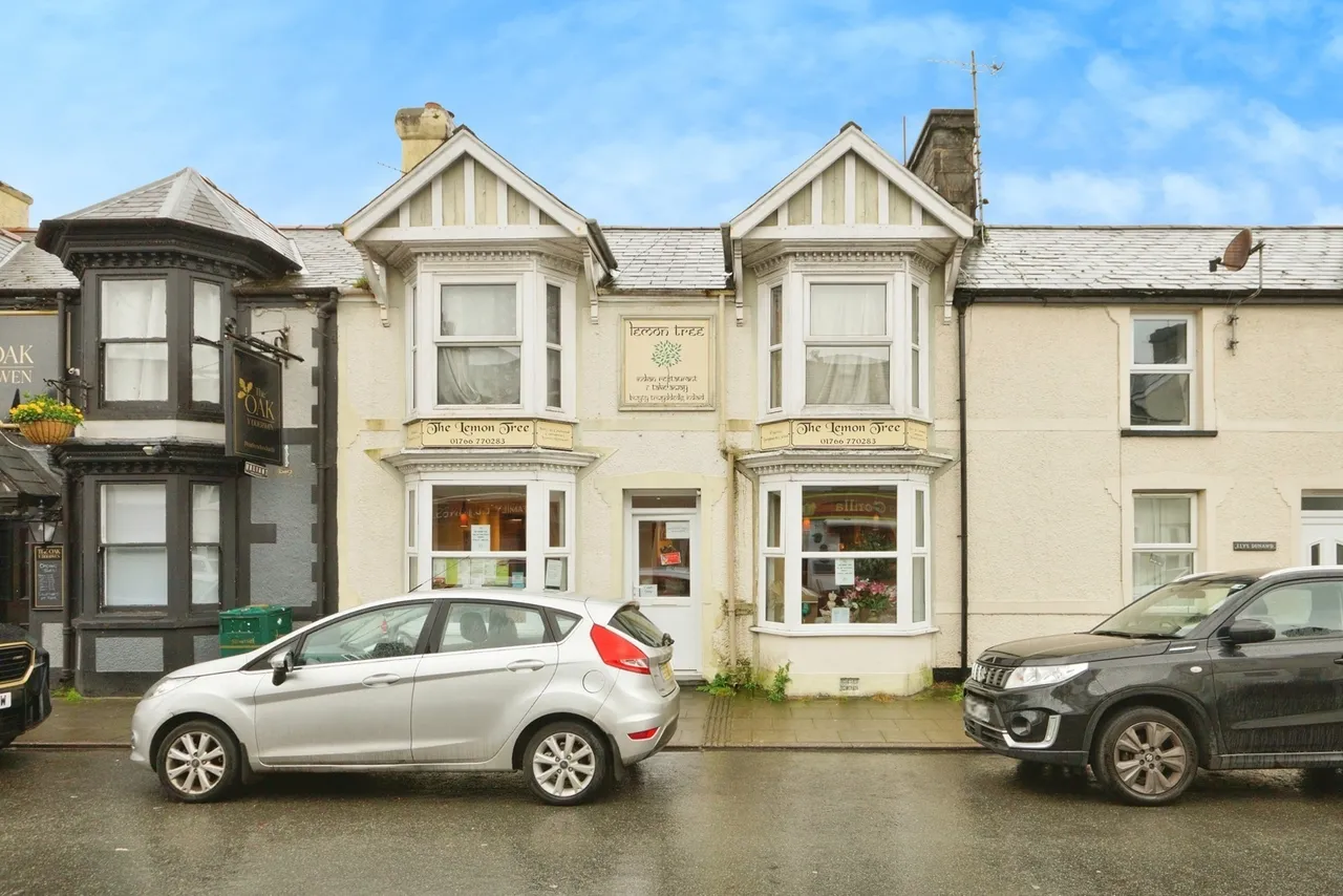 High Street, Penrhyndeudraeth, LL48, photo 2