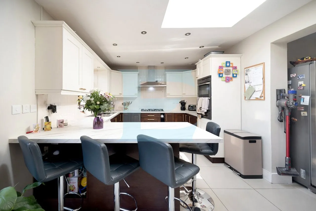 Laurel Gardens, Mill Hill, NW7, photo 12