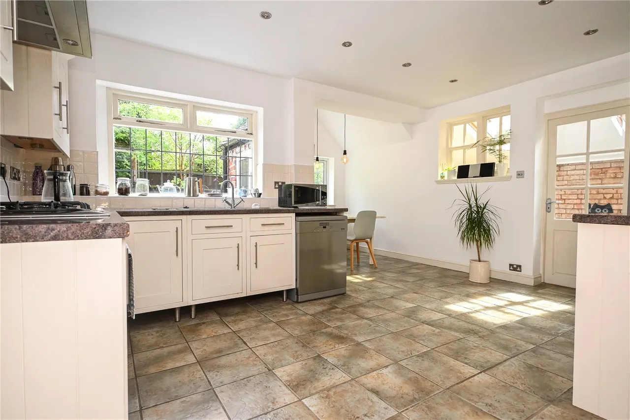 Billesley Lane, Moseley, Birmingham, B13 9QU, photo 13