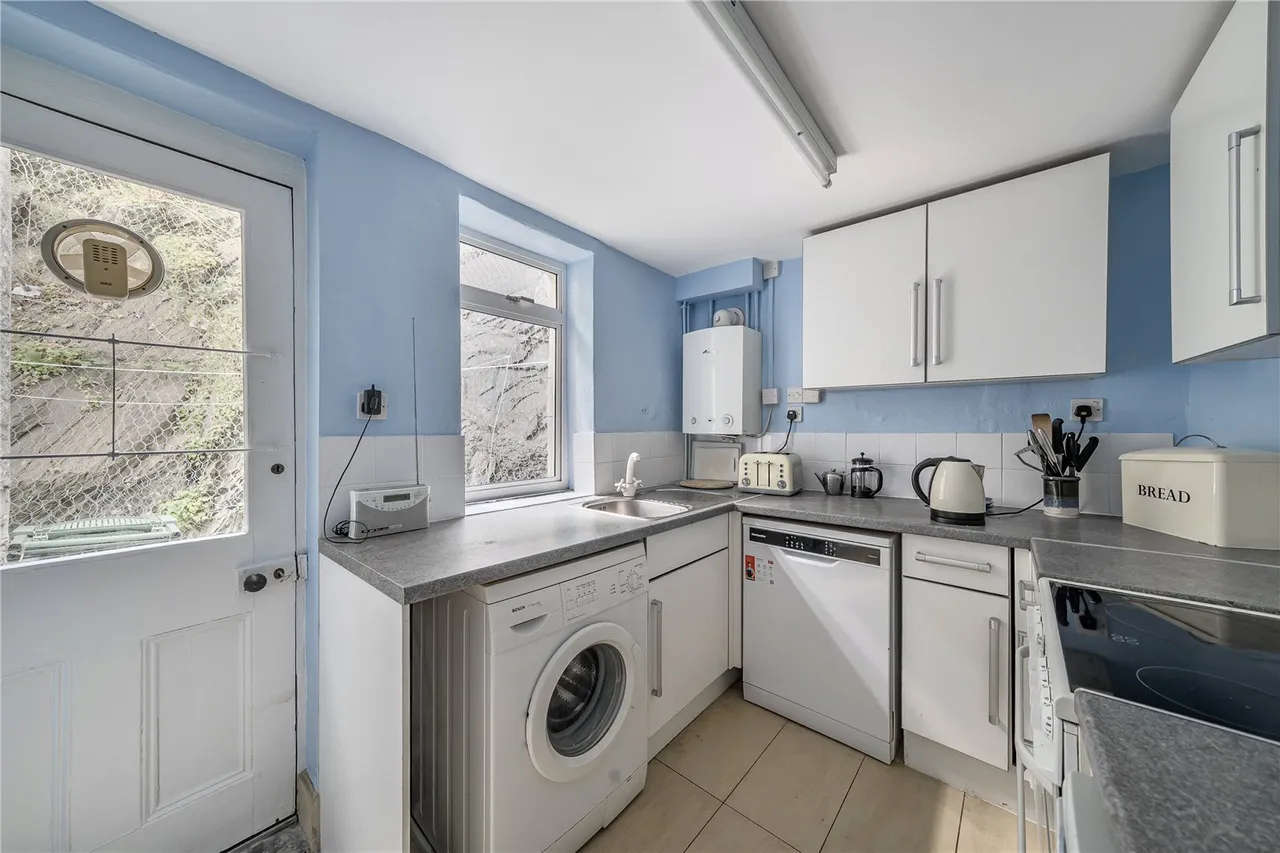 Terrace Road, Aberdovey, photo 6