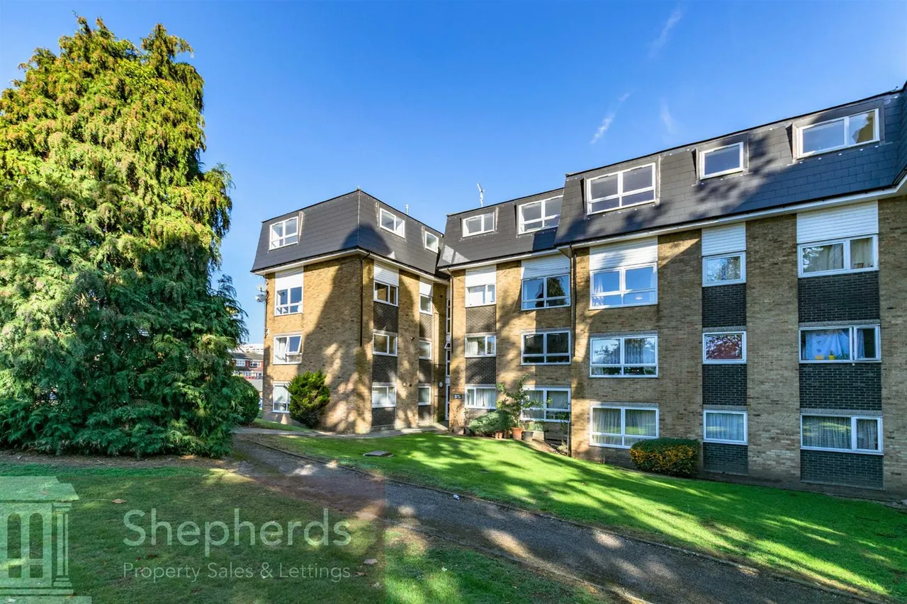1 bed flat to rent, Lampits, Hoddesdon, EN11