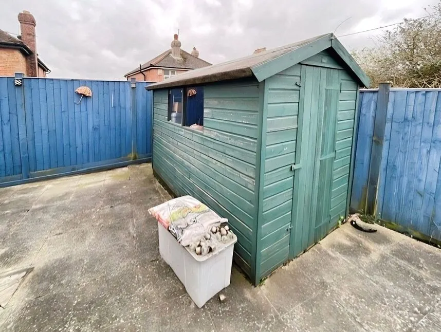Ashbrook Road, St. Leonards-on-Sea, East Sussex, TN37, photo 9