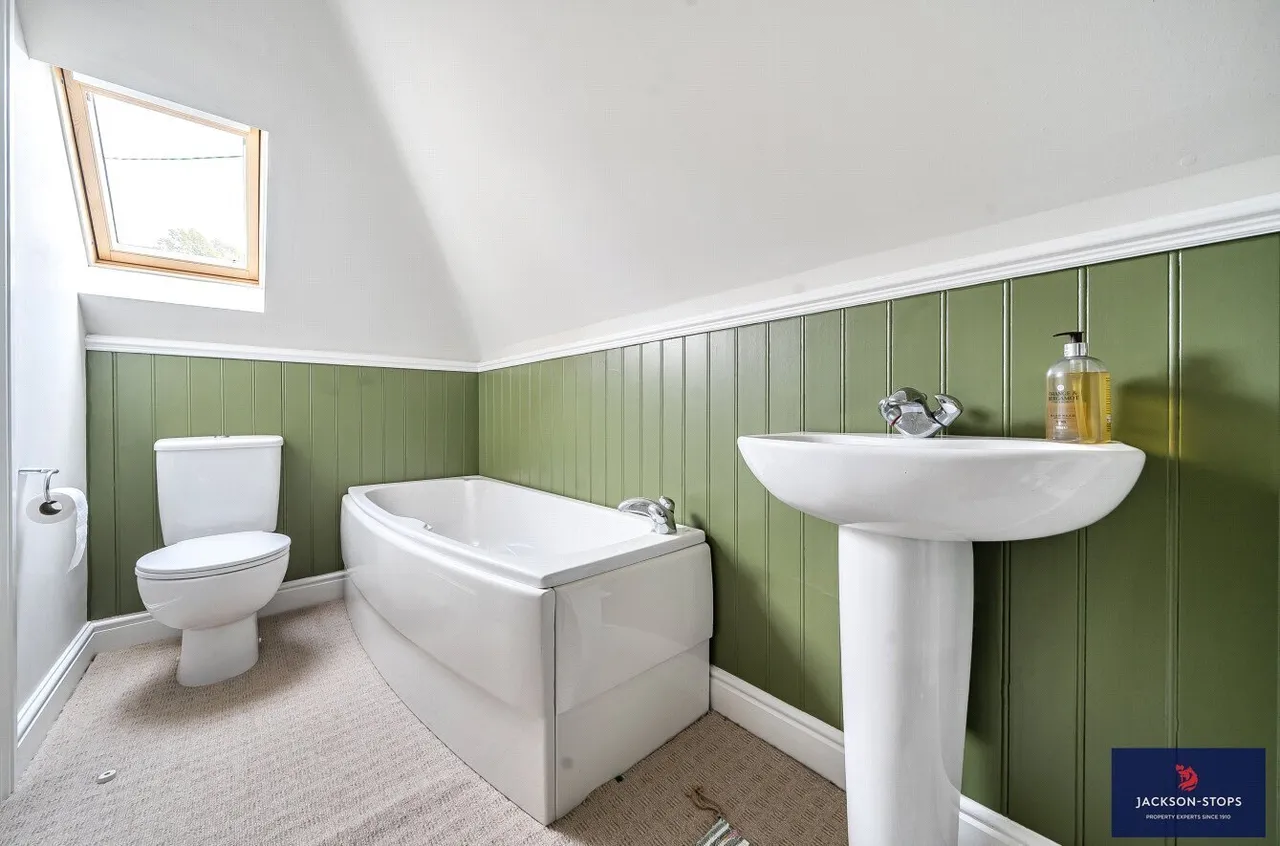 Watling Street, Little Brickhill, MK17, photo 20