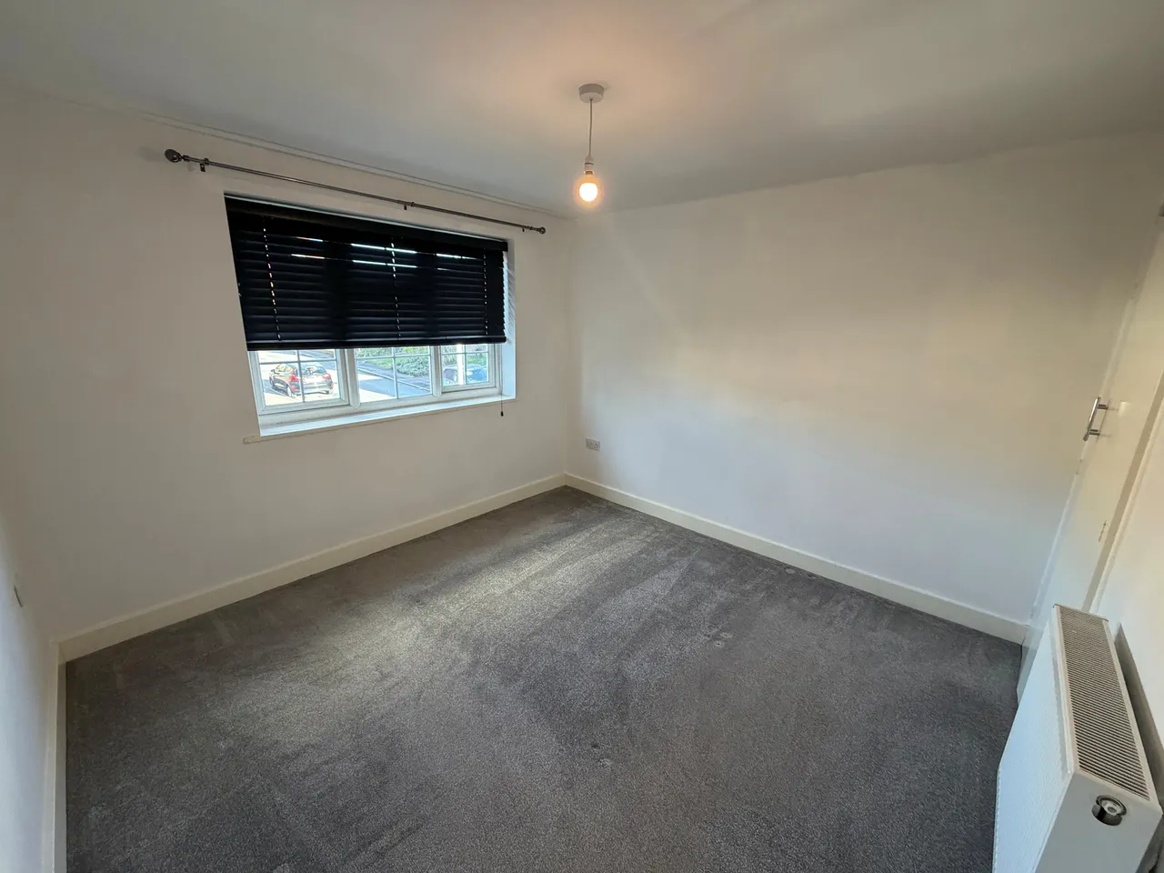 Fenimore Court, NG12, photo 5