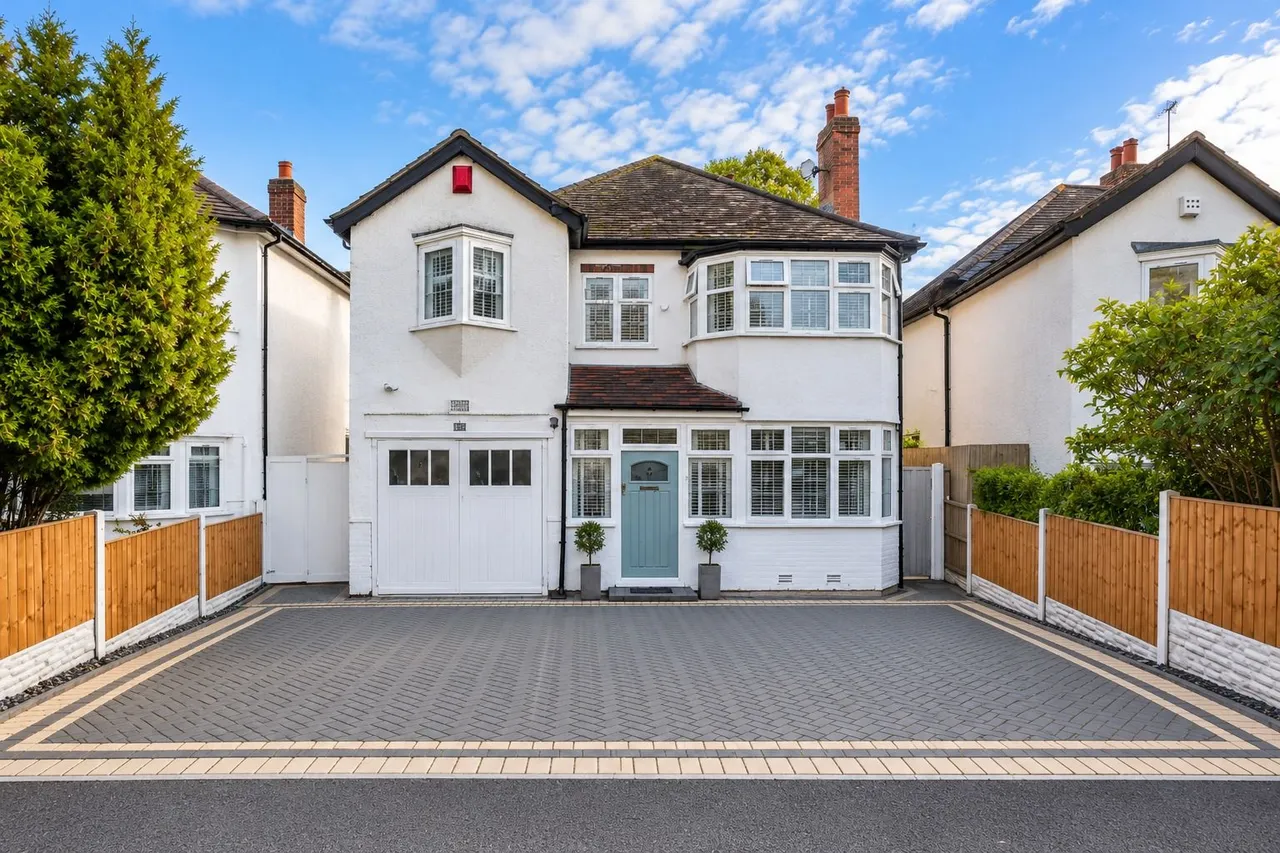 4 bed house for sale, Doveridge Road, Hall Green, B28