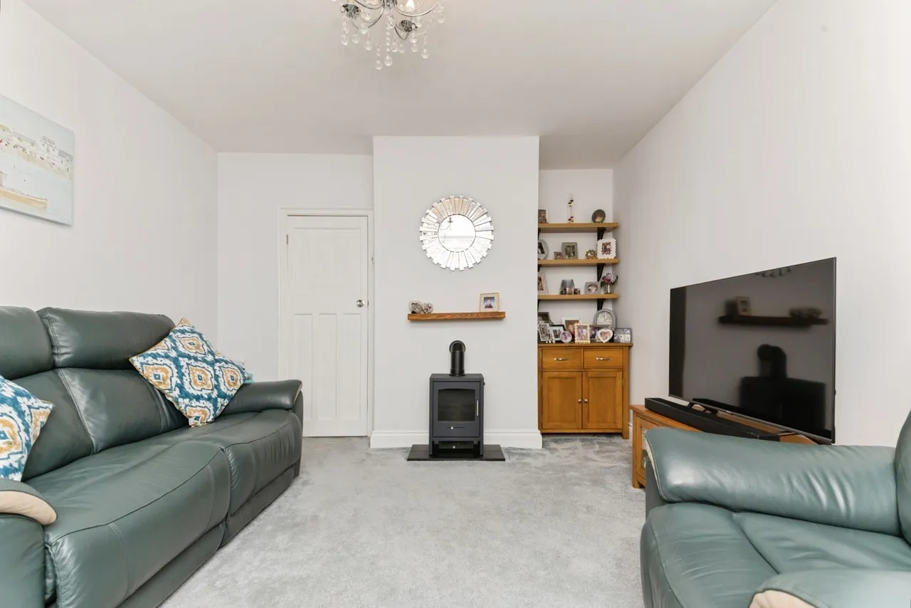 Thorpe Road, CLACTON-ON-SEA, Essex, CO15, photo 4