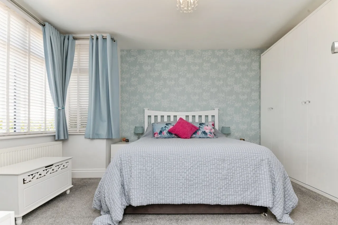 Thorpe Road, CLACTON-ON-SEA, Essex, CO15, photo 7