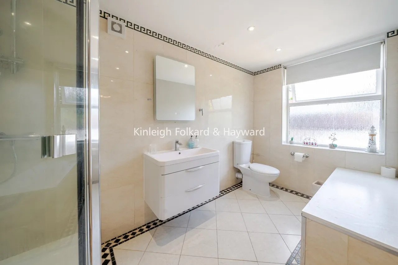 Rosedene Avenue, London, SW16, photo 9