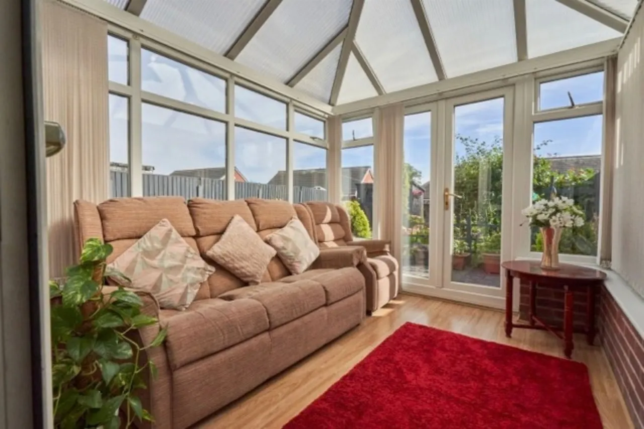 Kempton Grove, Cheadle, ST10, photo 6