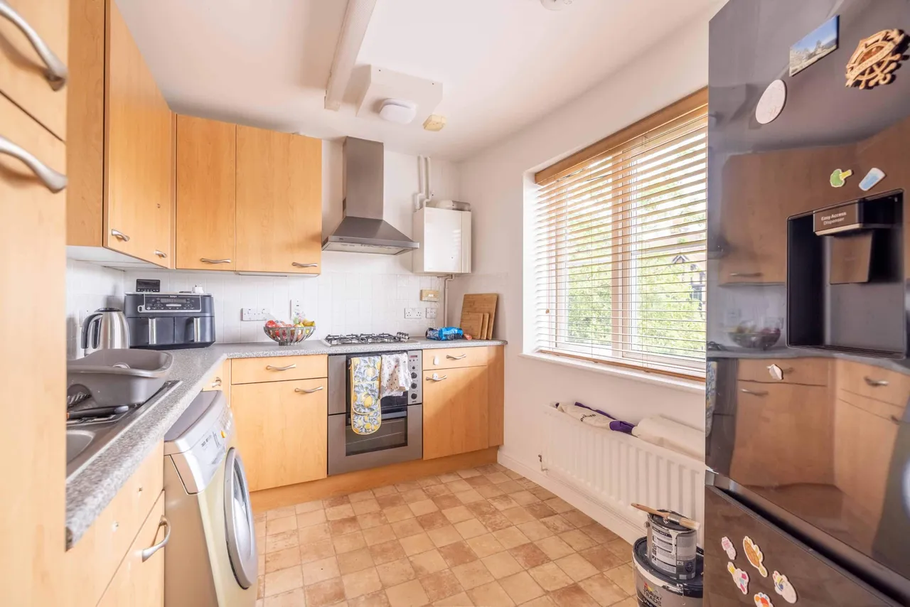 Concorde Court, Windsor, Berkshire, SL4 3SH, photo 2