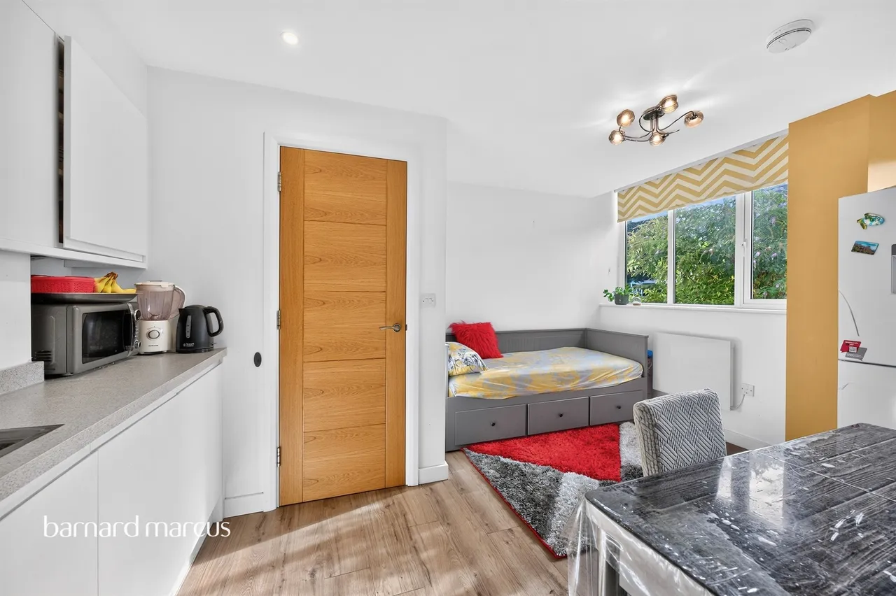 East Street, Epsom, KT17, photo 7