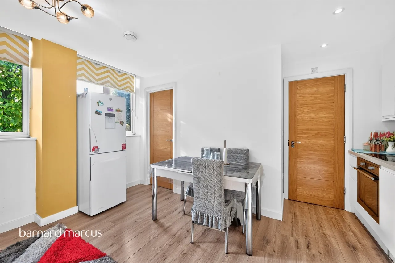 East Street, Epsom, KT17, photo 2