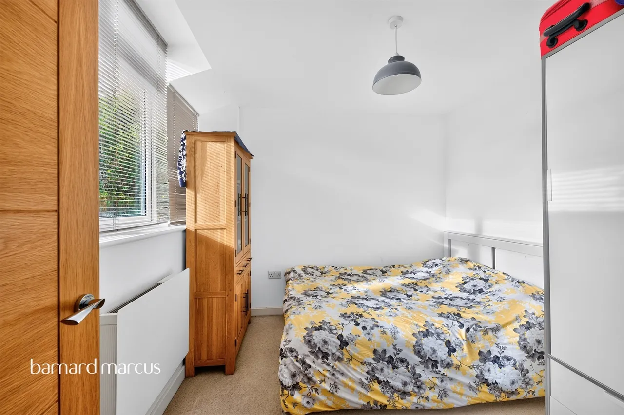 East Street, Epsom, KT17, photo 8