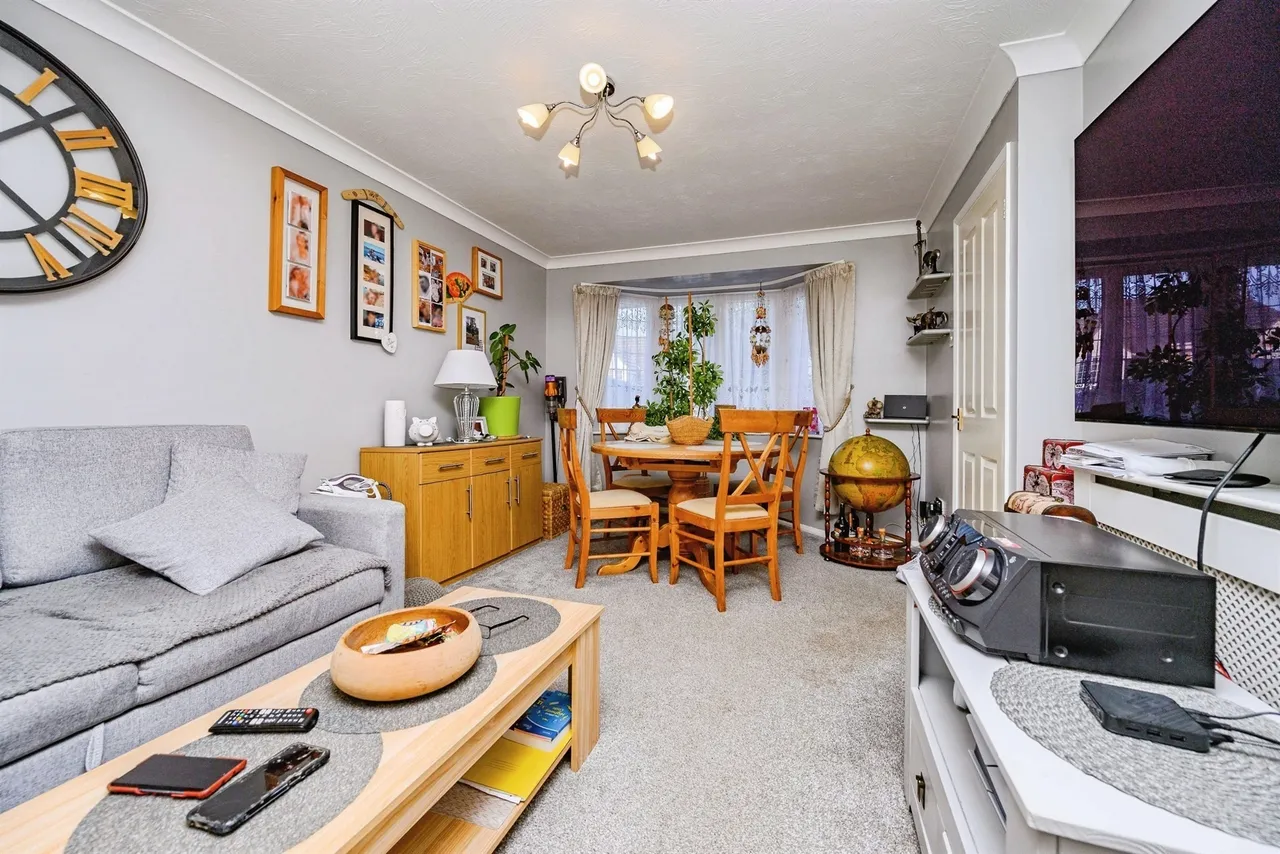 Lambourn Drive, Luton, LU2, photo 4