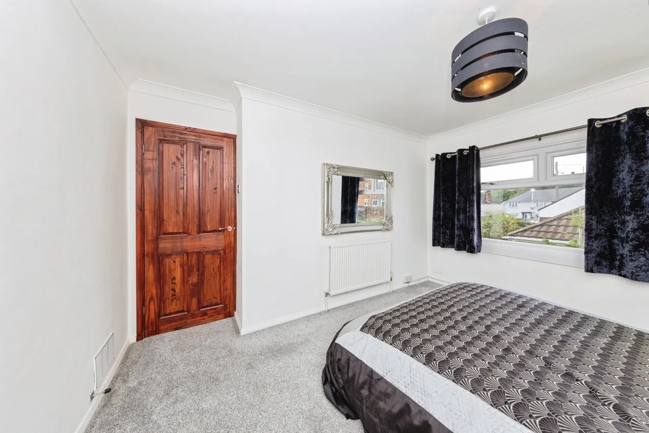 Maestir, Llanelli, SA15, photo 8