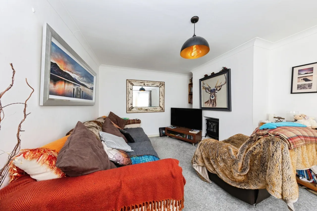 Maestir, Llanelli, SA15, photo 2