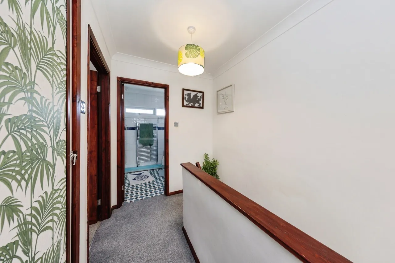 Maestir, Llanelli, SA15, photo 13