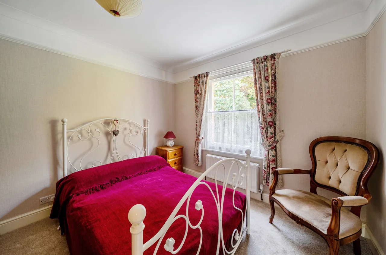 Wellhouse Road, Beech, GU34, photo 8
