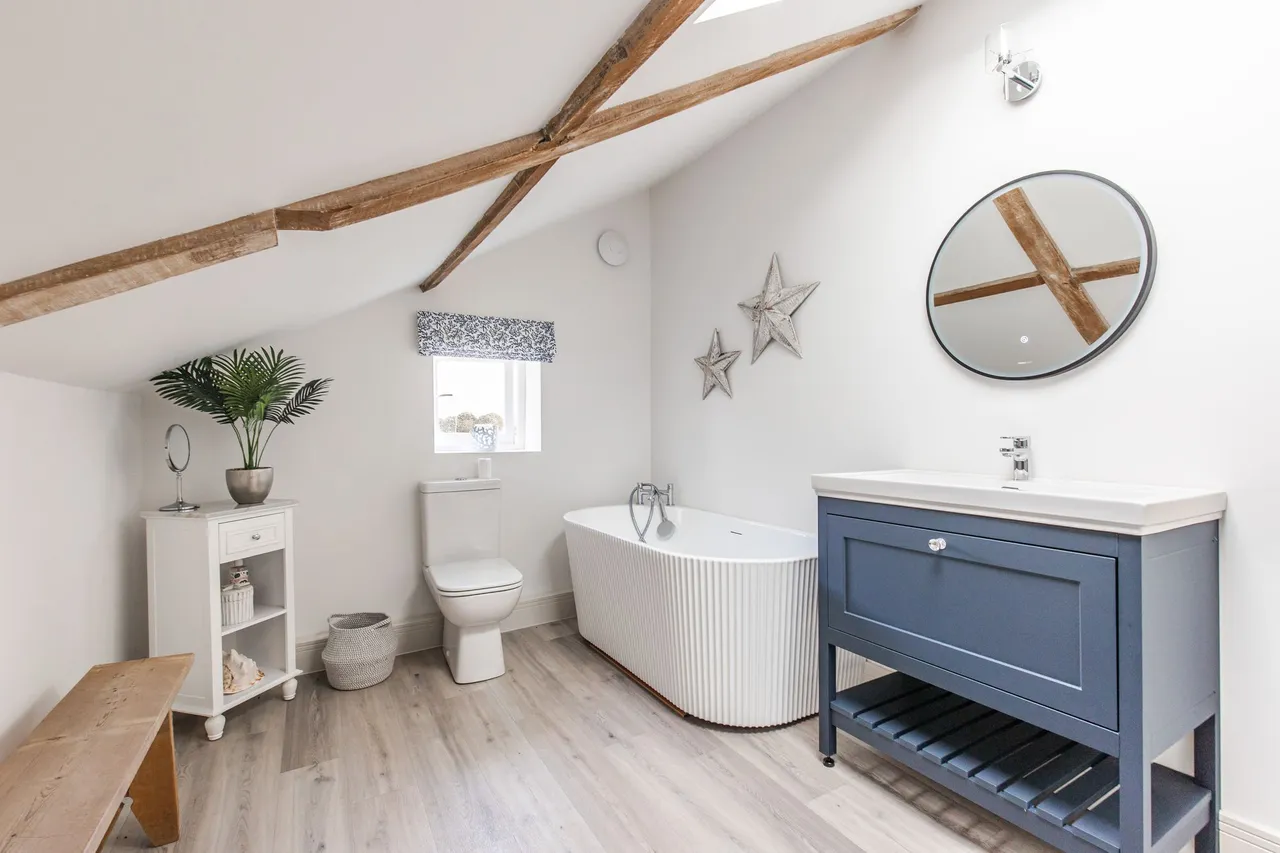 Beautiful Barn Conversion in Stibbard, photo 15