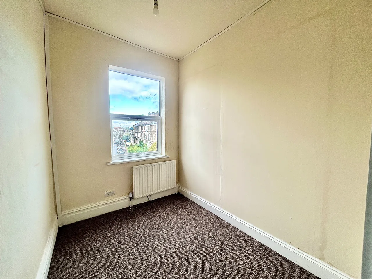 High Road Leyton, Leyton E10, photo 7