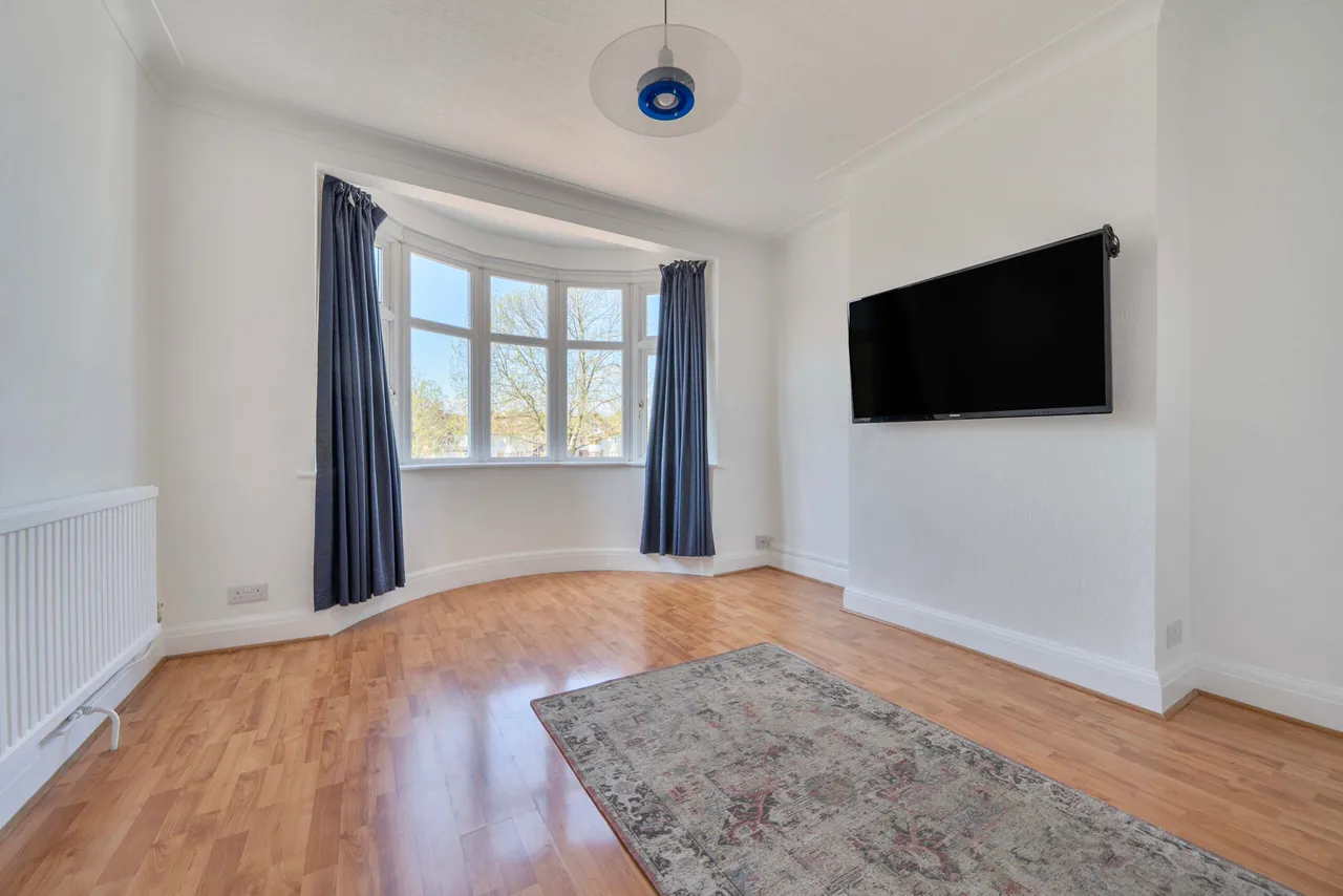 East Walk, East Barnet, Barnet, Greater London, EN4 8JT, photo 6