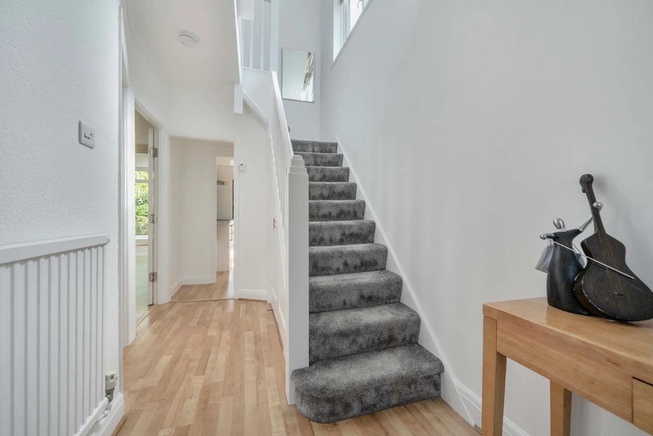 East Walk, East Barnet, Barnet, Greater London, EN4 8JT, photo 10