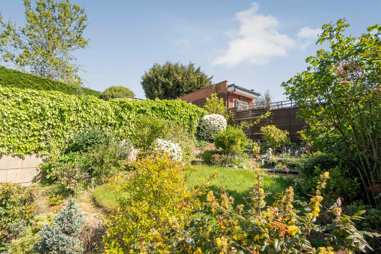 East Walk, East Barnet, Barnet, Greater London, EN4 8JT, photo 19
