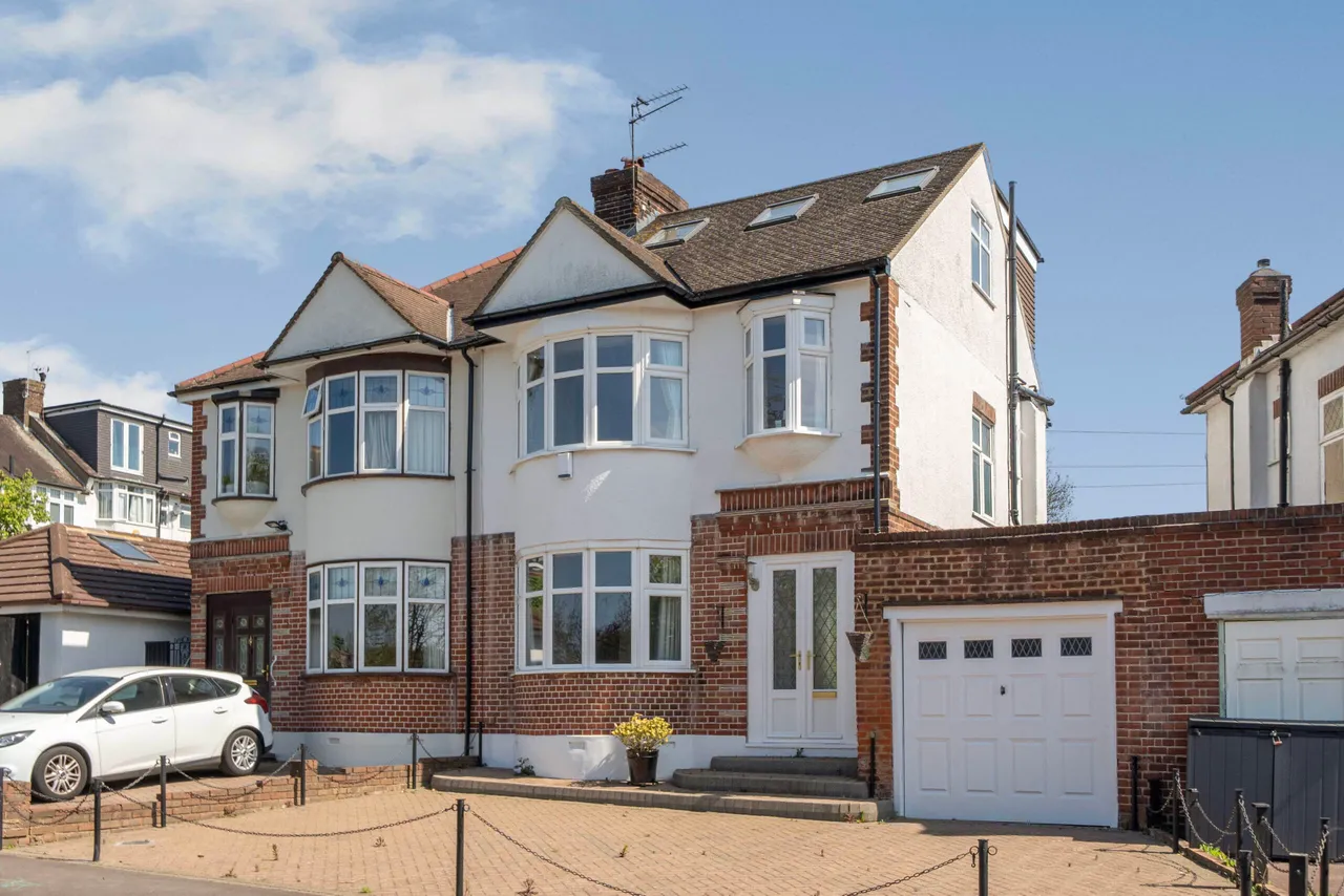East Walk, East Barnet, Barnet, Greater London, EN4 8JT, photo 22