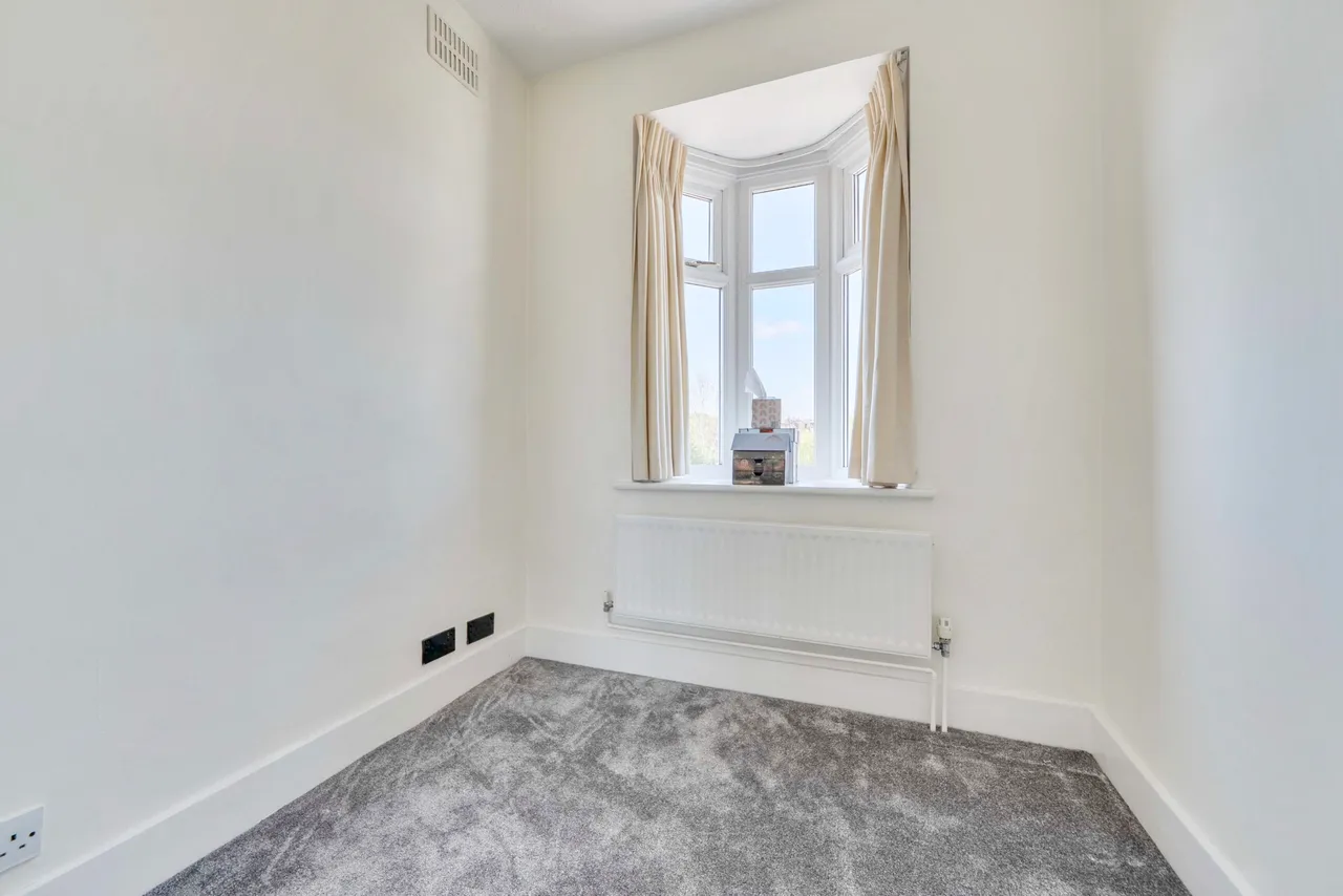 East Walk, East Barnet, Barnet, Greater London, EN4 8JT, photo 17