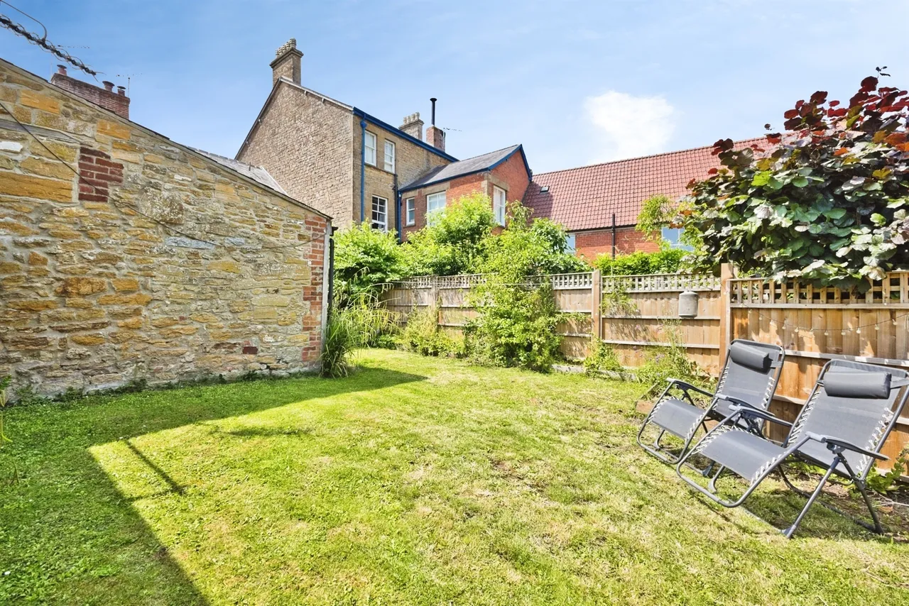 St. James Street, South Petherton, TA13, photo 16
