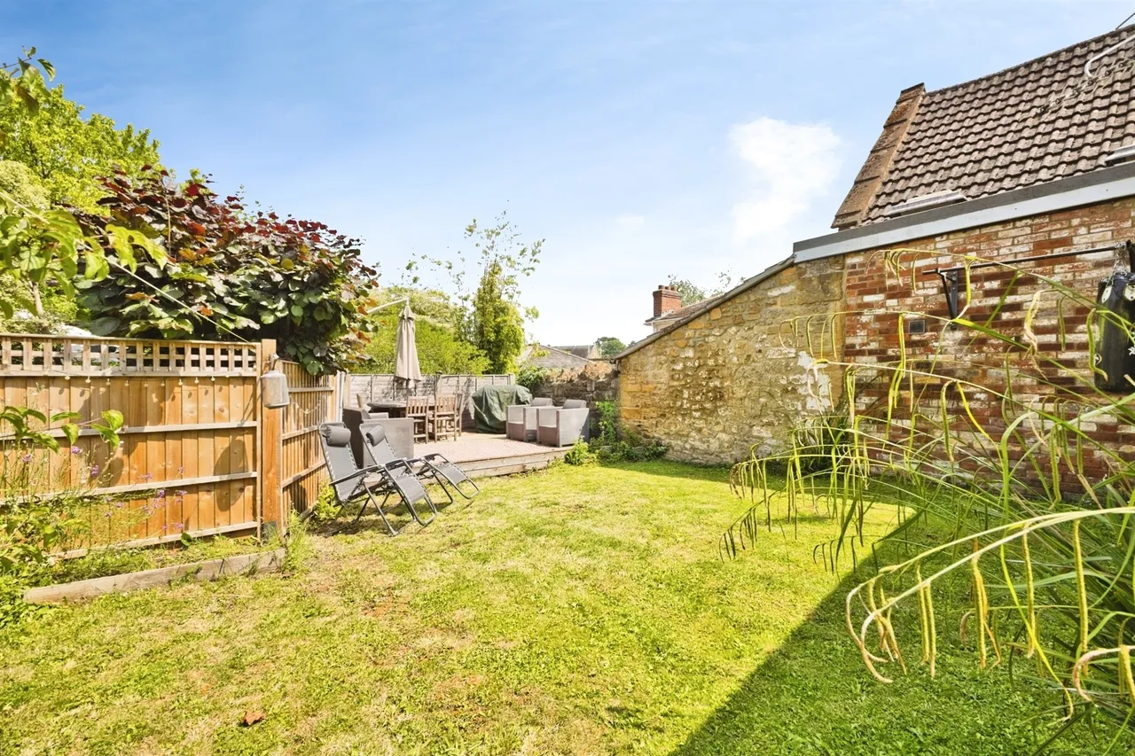 St. James Street, South Petherton, TA13, photo 13