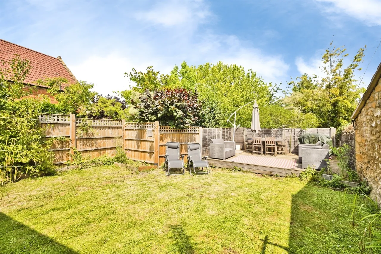 St. James Street, South Petherton, TA13, photo 14